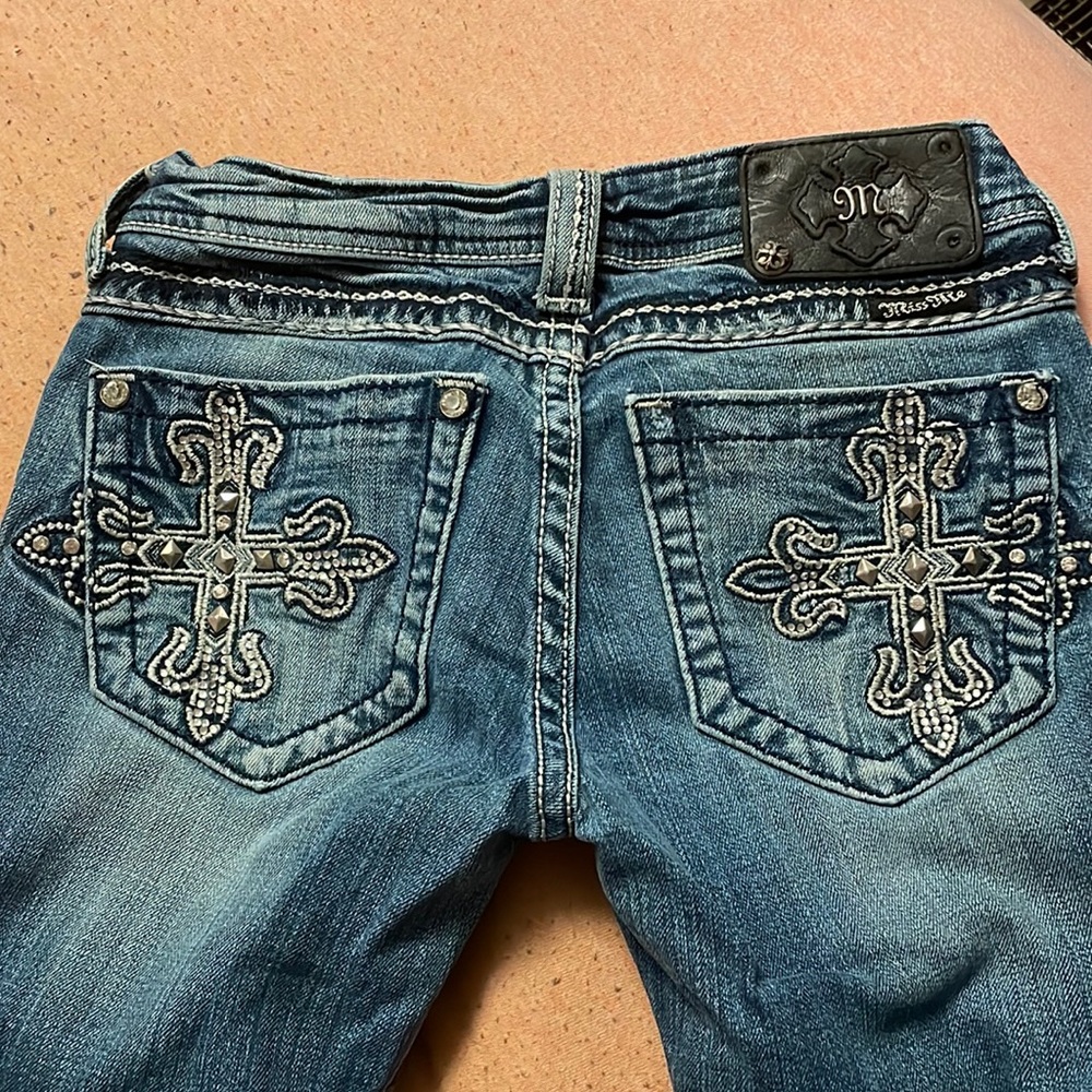 bootcut miss me jeans!!